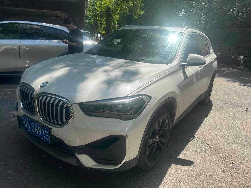 BMW X1 2020 BMW X1 2020 car image