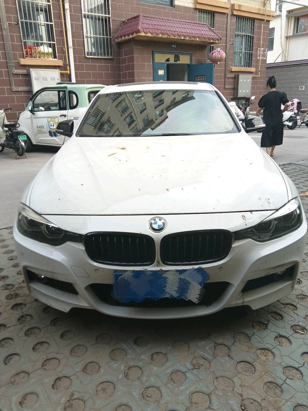 BMW 3 Series 2018 car image #2