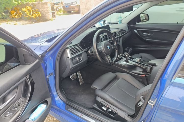 BMW 3 Series 2017 immagine di auto #12
