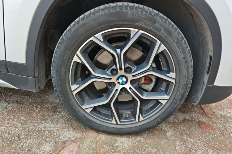 BMW X1 2021 car image #9