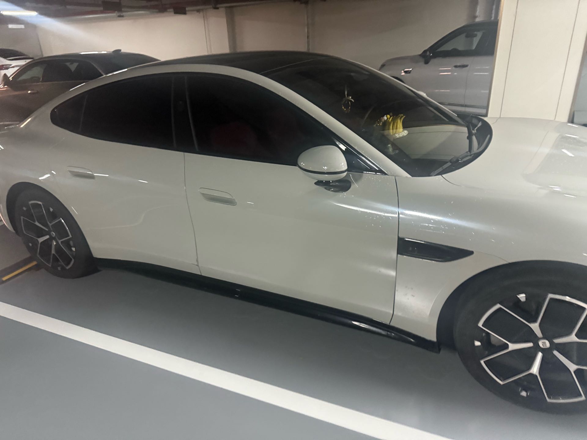 MI SU7 2024 car image #5
