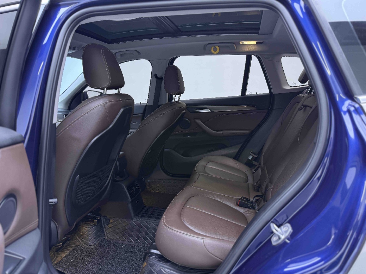 BMW X1 2019 #6 BMW X1 2019 car image #6