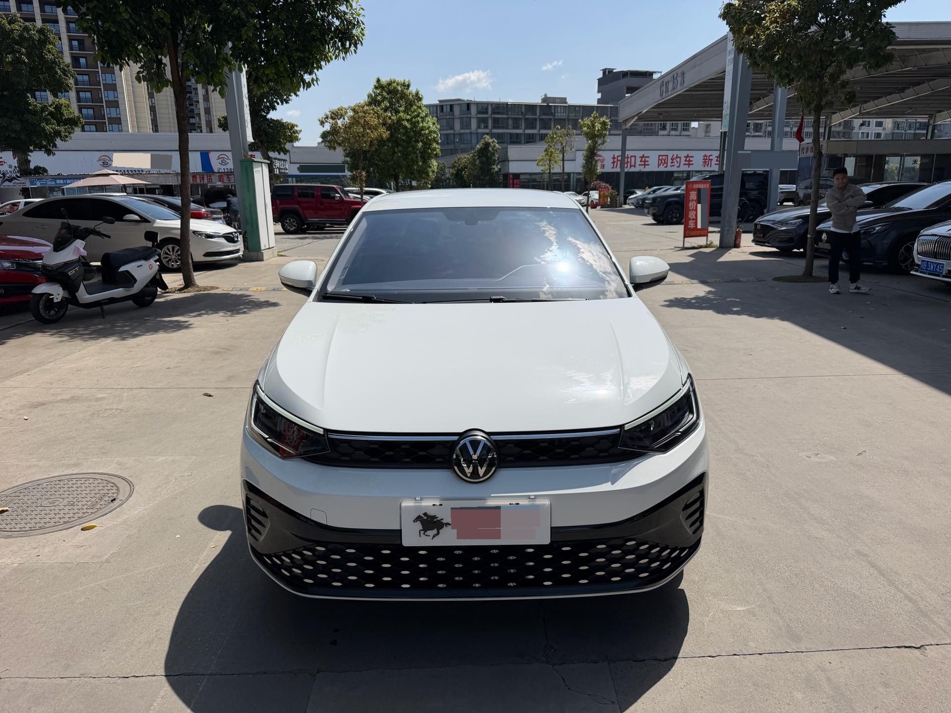 Volkswagen Lavida 2023 immagine di auto #2