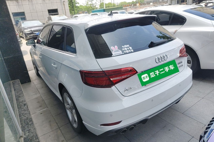 Audi A3 2019 car image #5