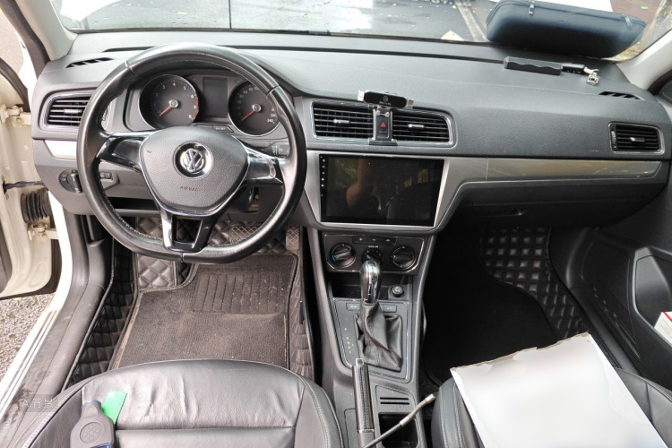 Volkswagen Lavida 2016 car image #11