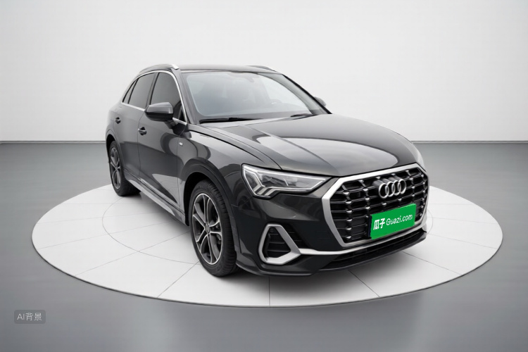 Audi Q3 2020 car image #4