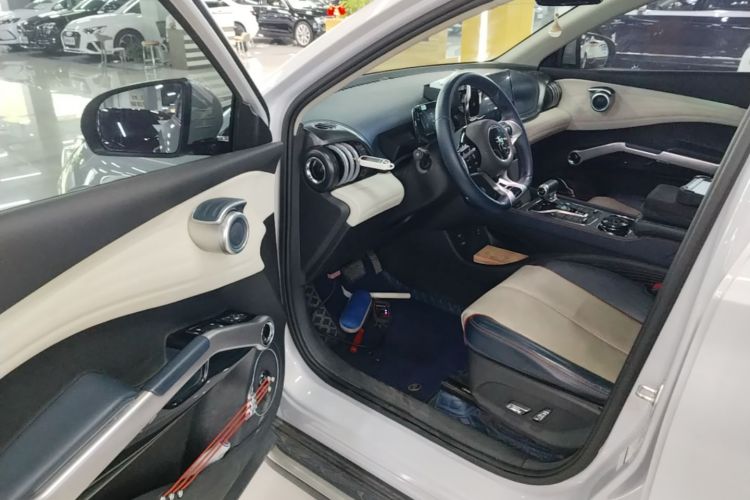 BYD Yuan Plus 2023 صورة سيارة #16