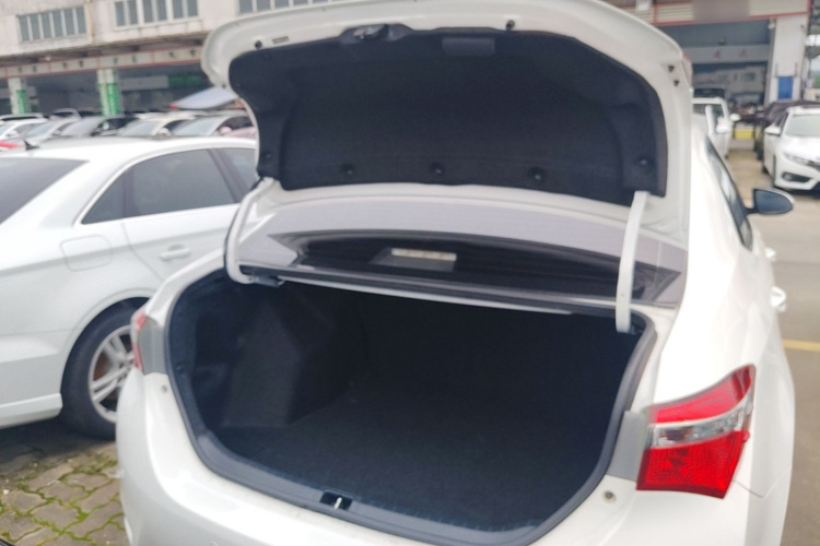 Toyota Corolla 2018 #19 Toyota Corolla 2018 car image #19