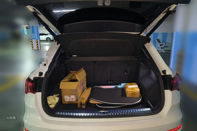 Audi Q3 2025 car image #21