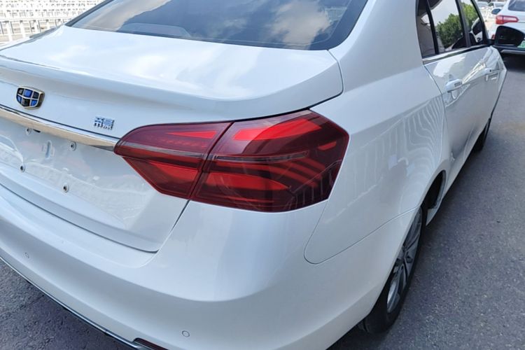 GEELY Emgrand 2019 #8 GEELY Emgrand 2019 car image #8