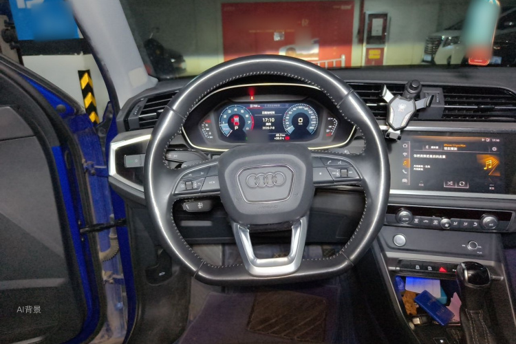 Audi Q3 2019 #12 Audi Q3 2019 car image #12