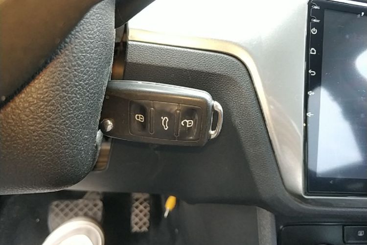 Volkswagen Lavida 2019 car image #14