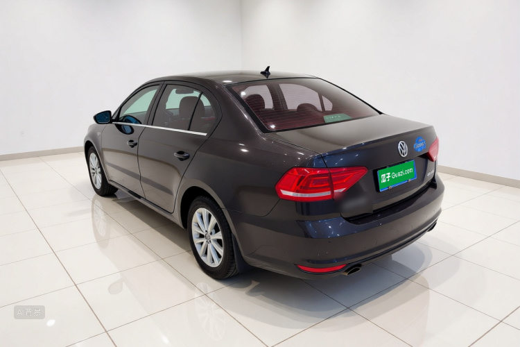 Volkswagen Lavida 2017 car image #5