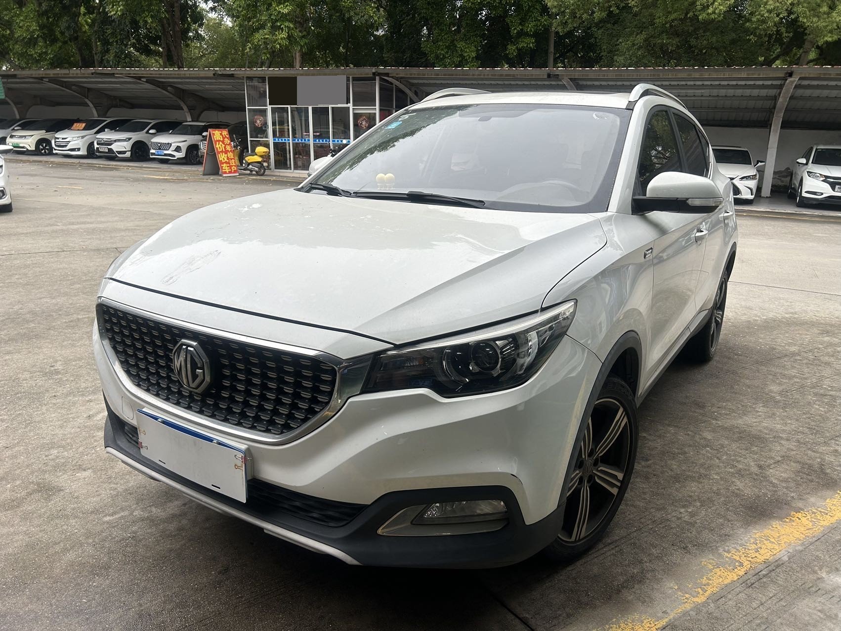MG ZS 2018 MG ZS 2018 car image