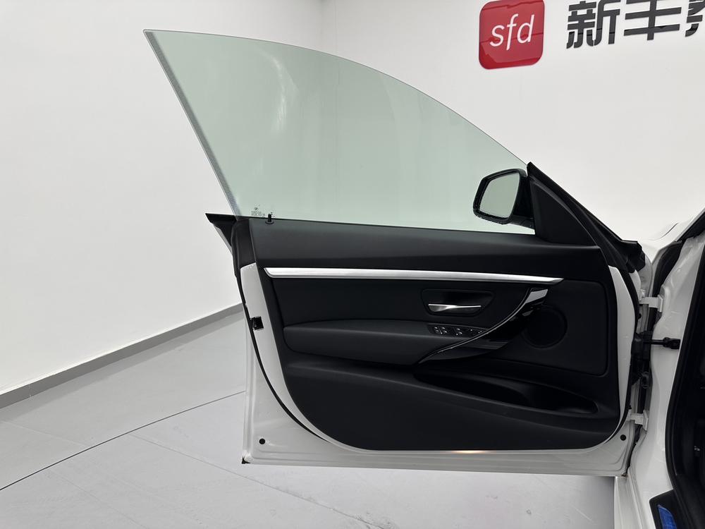 BMW 3 Series GT 2021 car image #29