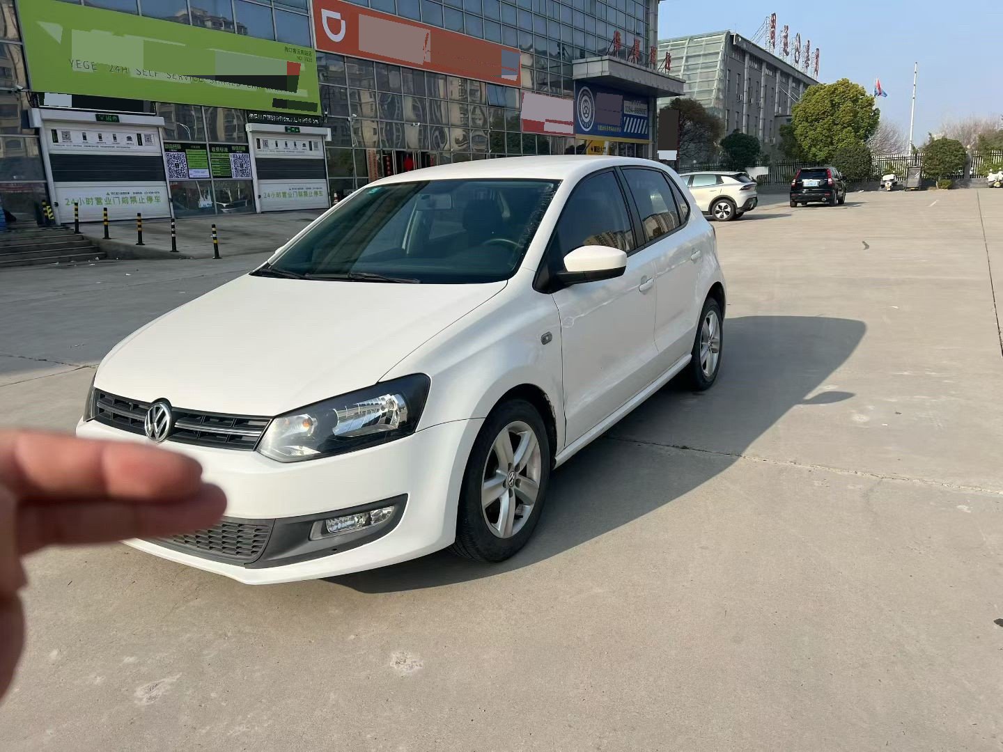 Volkswagen Polo 2012 Volkswagen Polo 2012 car image