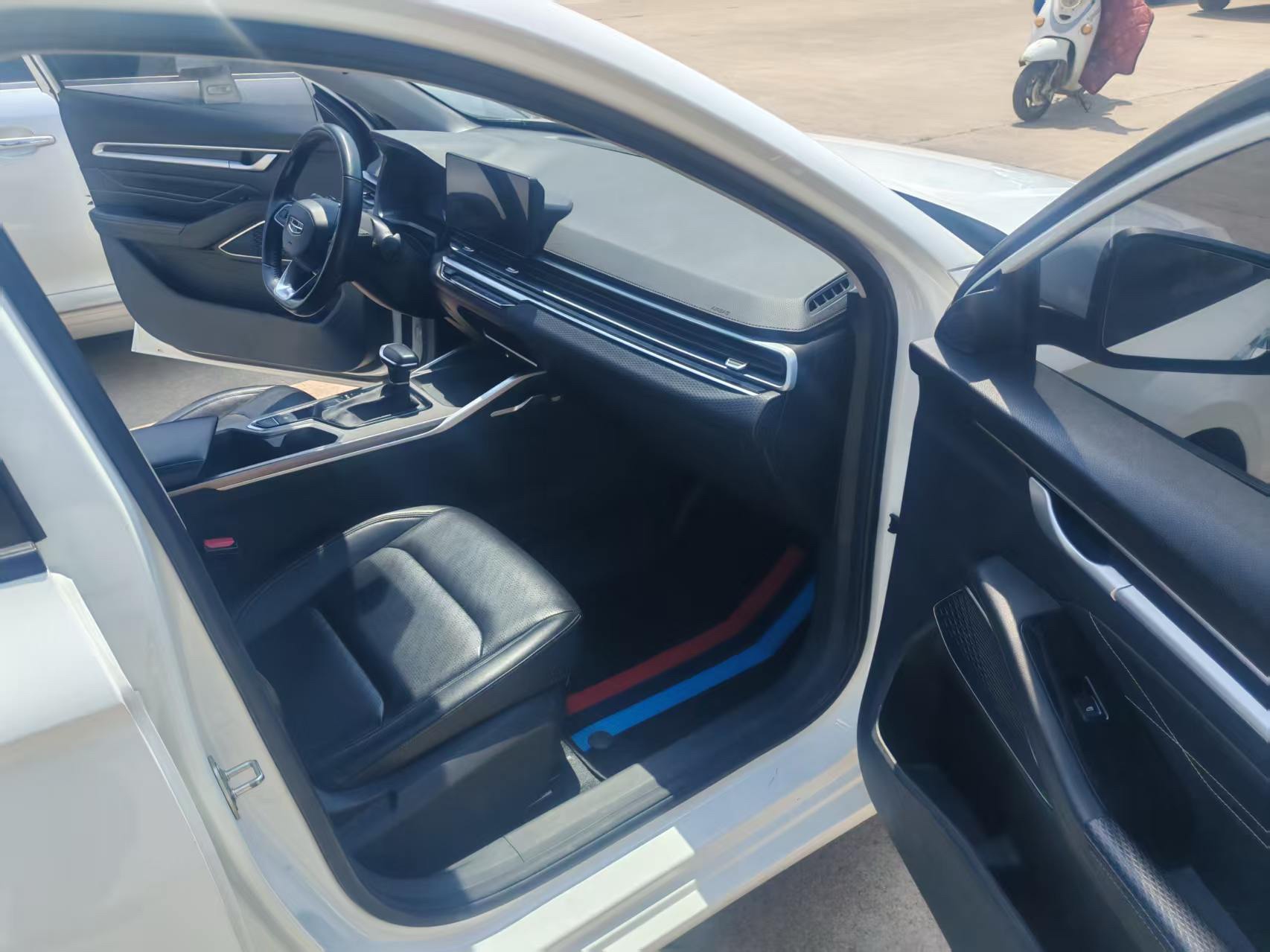 GEELY Emgrand 2022 car image #4