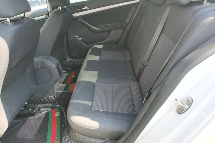 Volkswagen Lavida 2019 car image #17