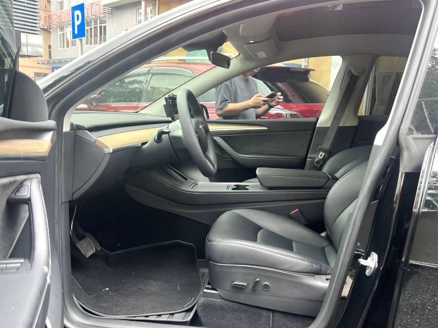 Tesla Model Y 2022 imagen de coche #5