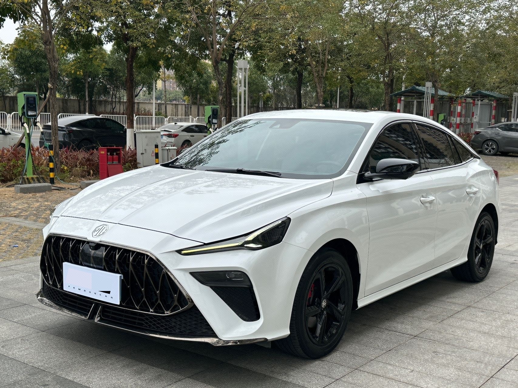 MG 5 Scorpio 2022 MG 5 Scorpio 2022 car image