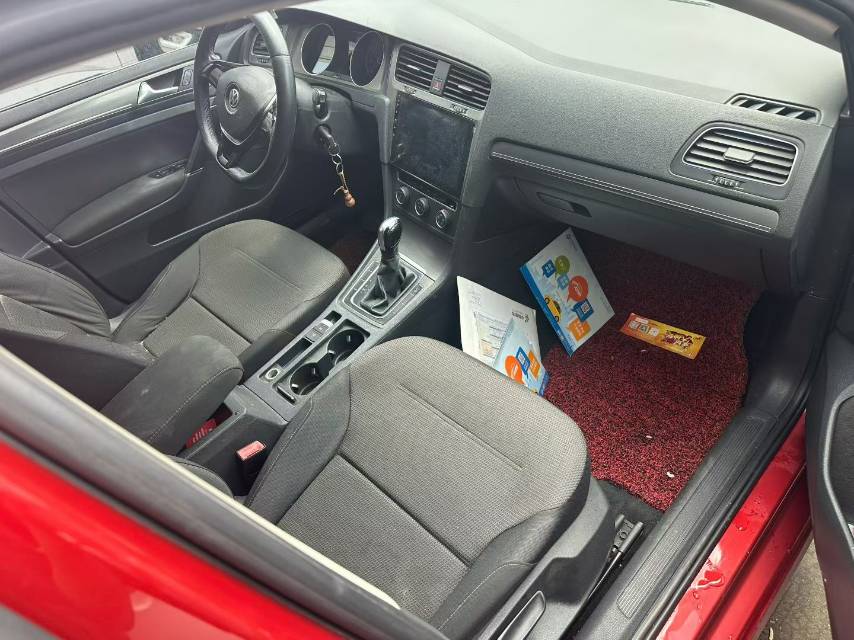 Volkswagen Golf 2014 car image #7