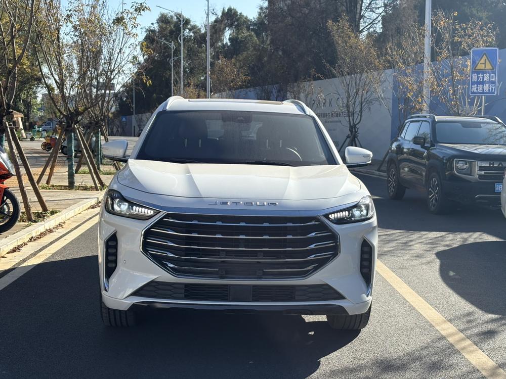 Jetour X70 PLUS 2020 #2 Jetour X70 PLUS 2020 car image #2