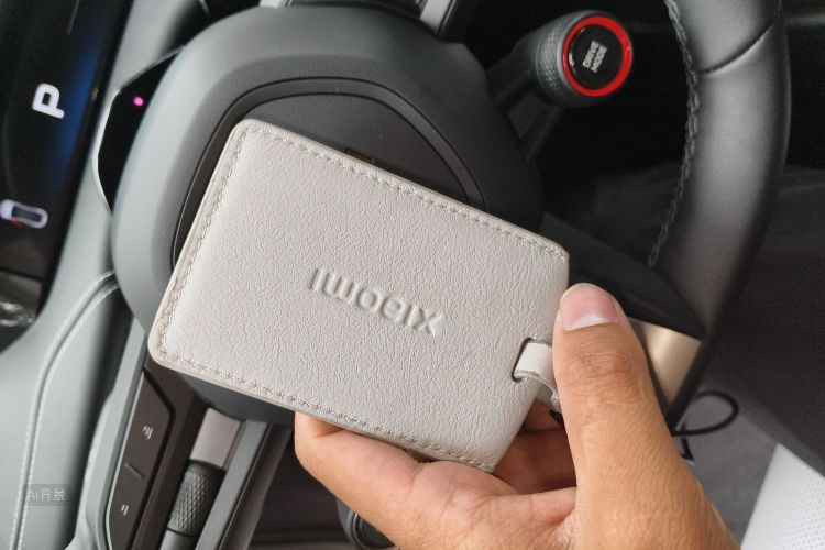 MI SU7 2024 car image #10