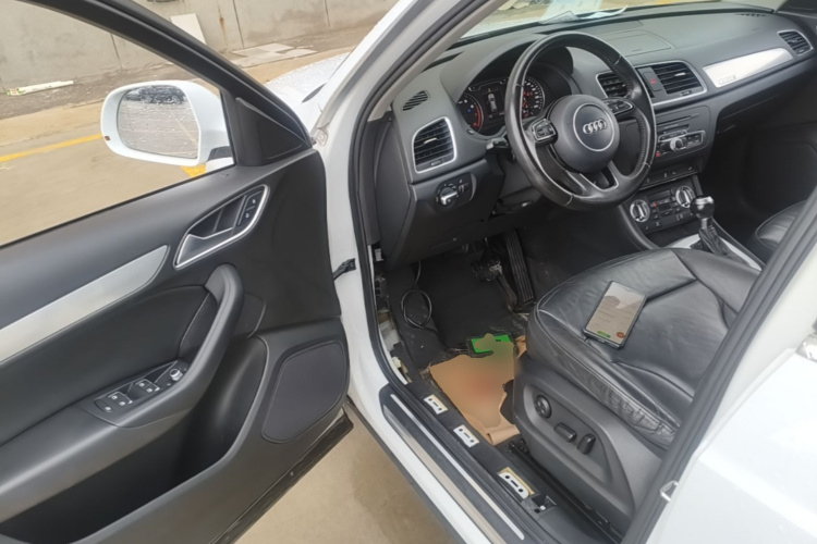 Audi Q3 2016 #16 Audi Q3 2016 car image #16