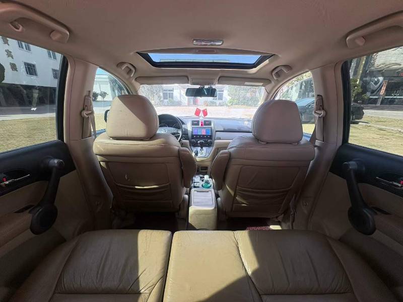 Honda CR-V 2011 immagine di auto #7