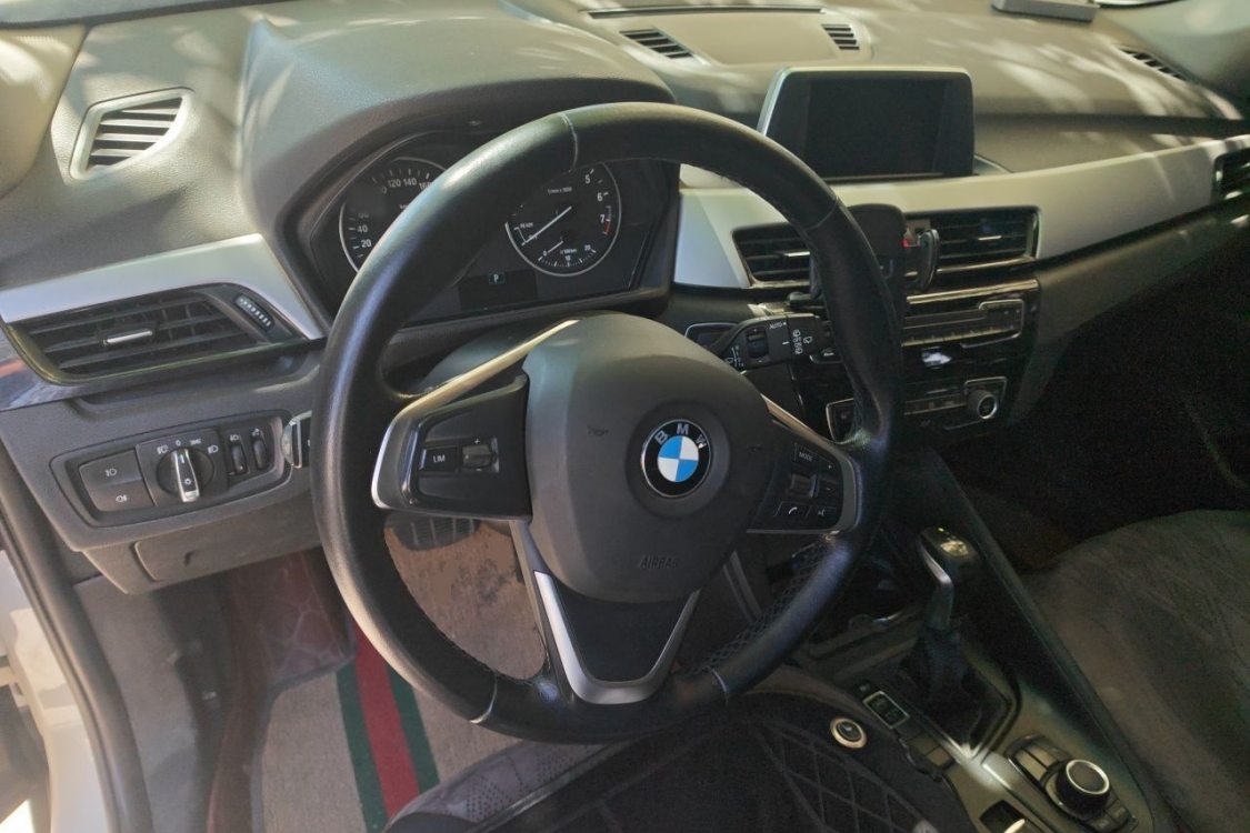 BMW X1 2016 #22 BMW X1 2016 immagine di auto #22