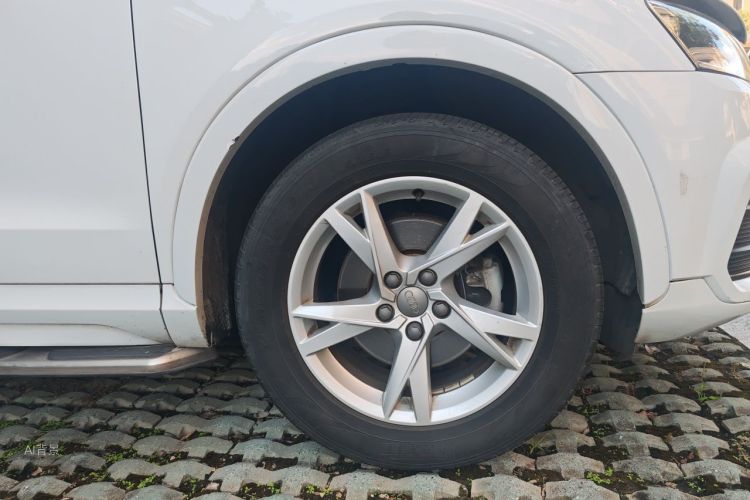 Audi Q3 2016 #9 Audi Q3 2016 car image #9