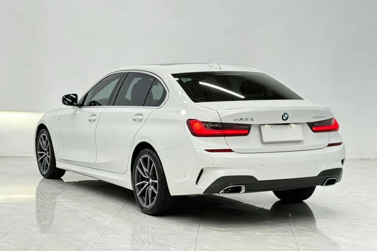 BMW 3 Series 2020 car image #7