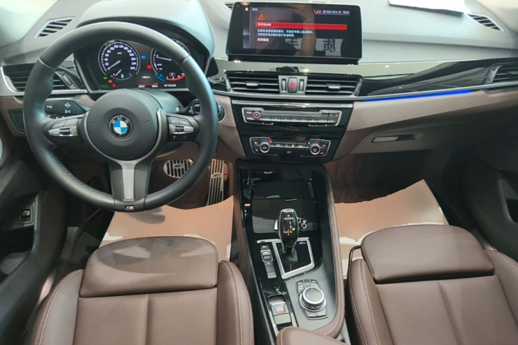 BMW X1 2021 car image #11