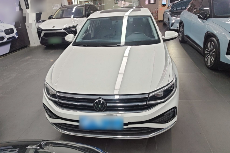 Volkswagen Bora 2023 car image #3