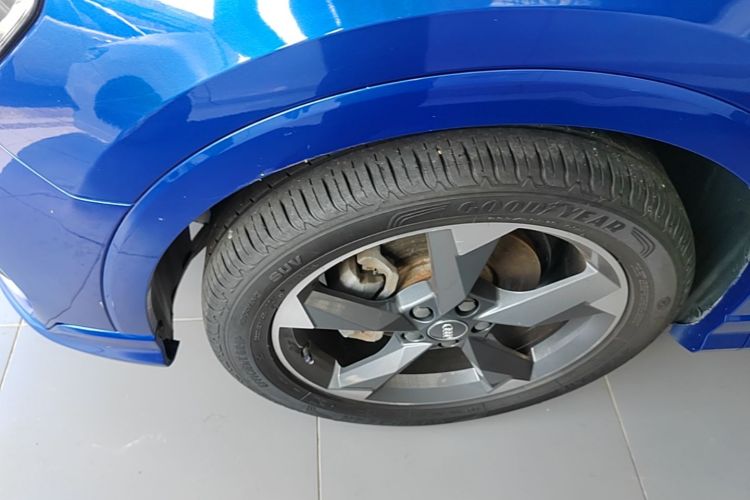Audi Q3 2019 #9 Audi Q3 2019 car image #9