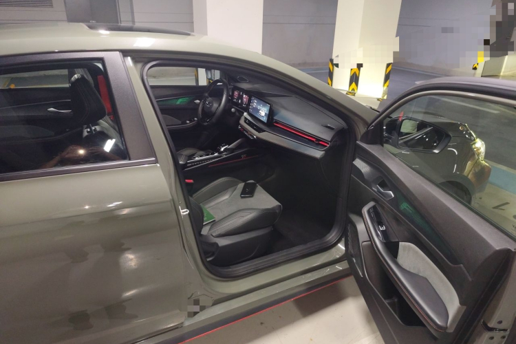 GEELY Binray 2022 صورة سيارة #23