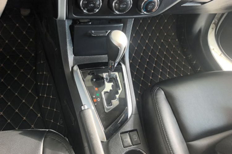 Toyota Corolla 2018 #14 Toyota Corolla 2018 imagen de coche #14