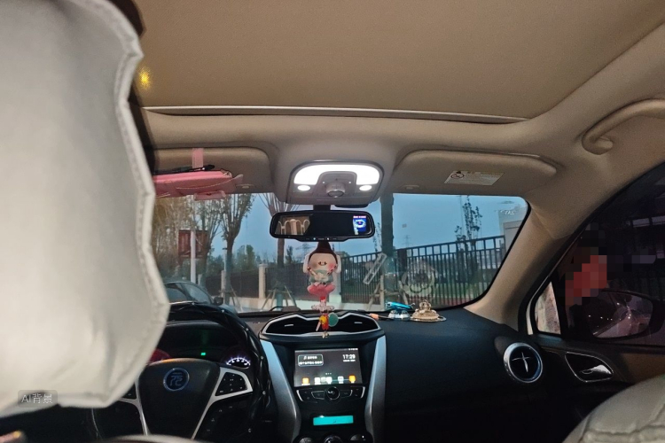 BYD Yuan New Energy 2019 #20 BYD Yuan New Energy 2019 car image #20