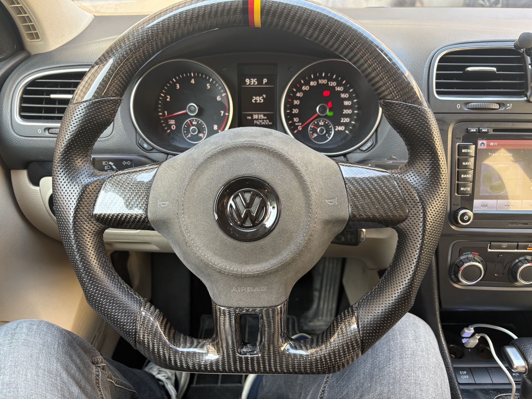Volkswagen Golf 2010 #9 Volkswagen Golf 2010 car image #9