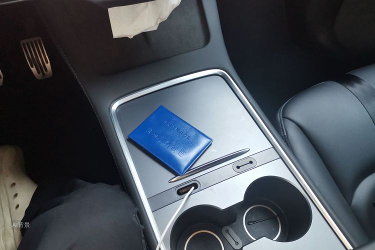 Tesla Model Y 2022 #10 Tesla Model Y 2022 immagine di auto #10