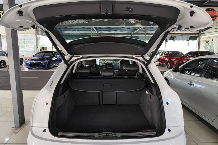 Audi Q3 2016 imagen de coche #19