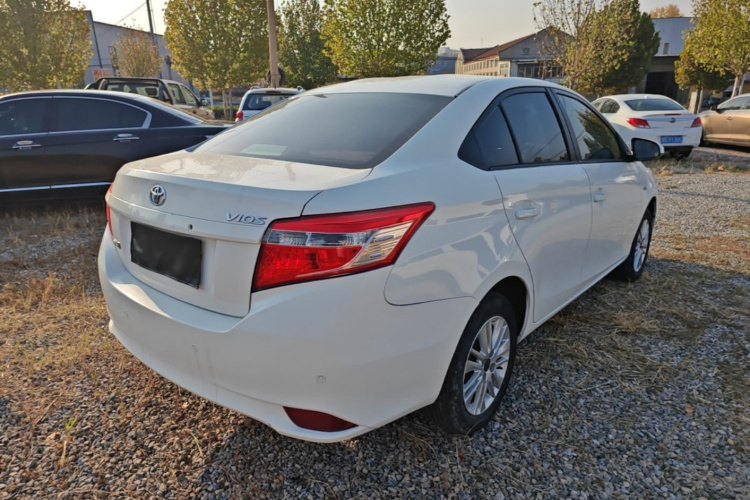 Toyota Vios 2015 #7 Toyota Vios 2015 car image #7