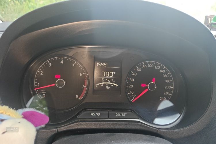 Volkswagen Polo 2018 car image #13