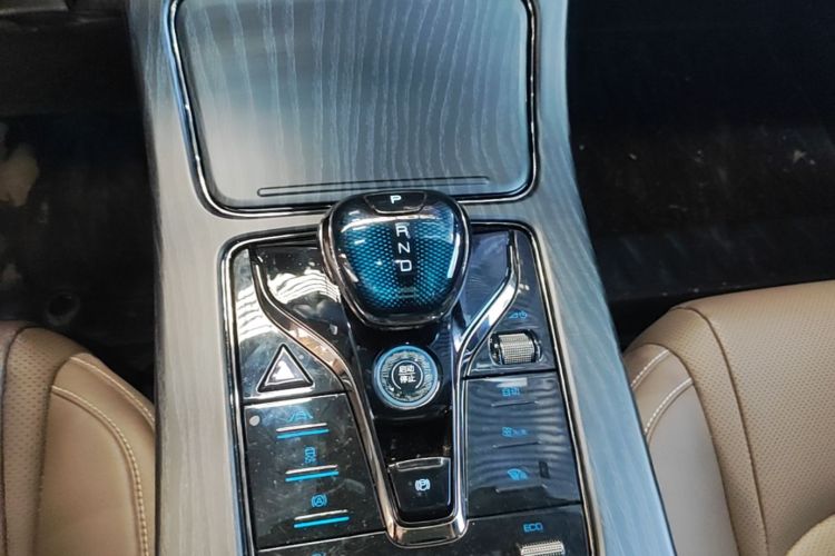 BYD Han 2022 car image #14