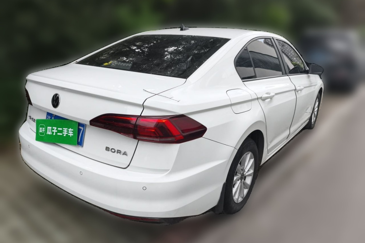 Volkswagen Bora 2022 car image #5