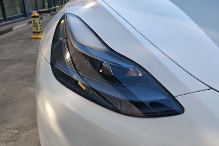 Tesla Model Y 2022 #8 Tesla Model Y 2022 car image #8