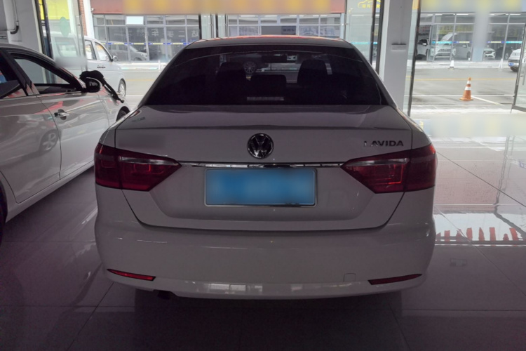 Volkswagen Lavida 2017 #6 Volkswagen Lavida 2017 car image #6