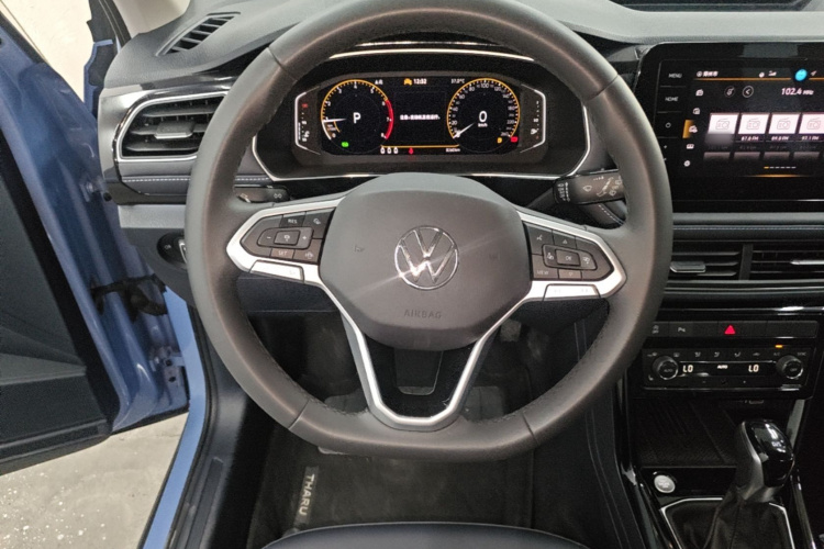 Volkswagen Tharu 2024 car image #11