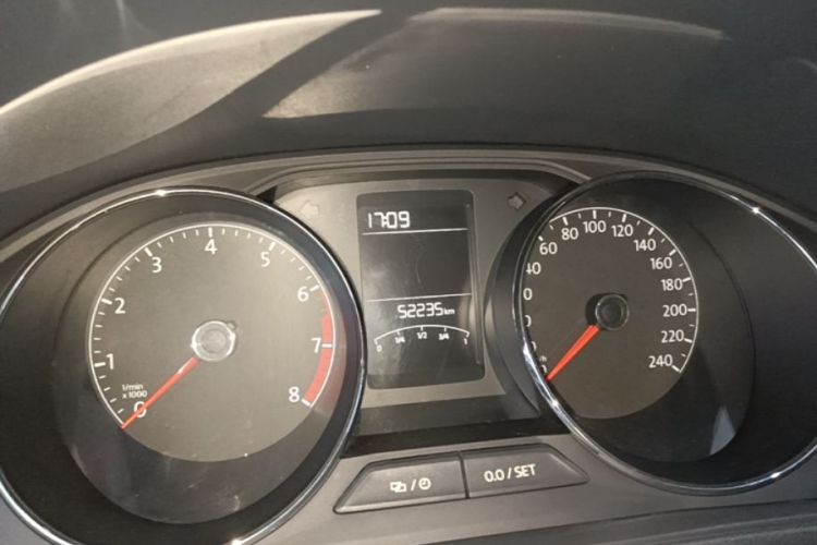 Volkswagen Lavida 2021 car image #12