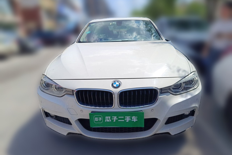 BMW 3 Series 2018 car image #3